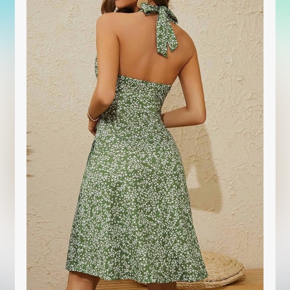 Sleeveless Halter Sundress - XL - Picture 6 of 8